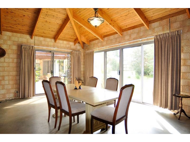 12 Melaleuca Mews, Inverloch VIC 3996