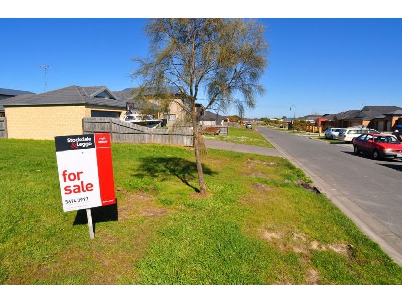 5 Endeavour Place, Inverloch VIC 3996