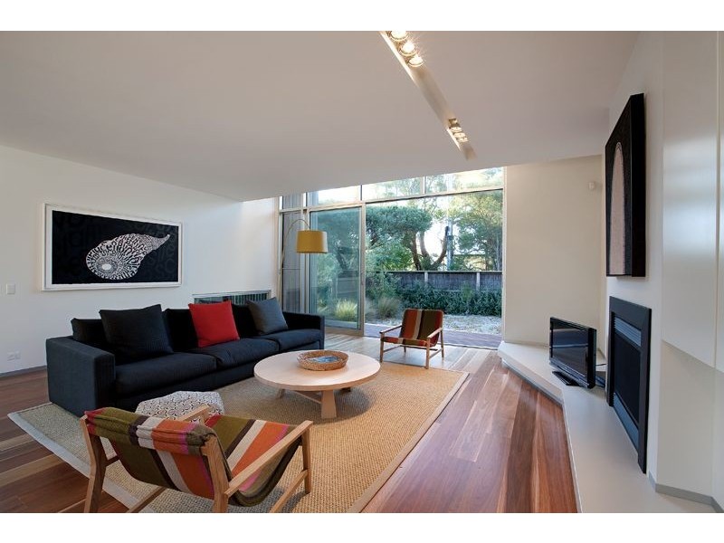 76 Lohr Avenue, Inverloch VIC 3996