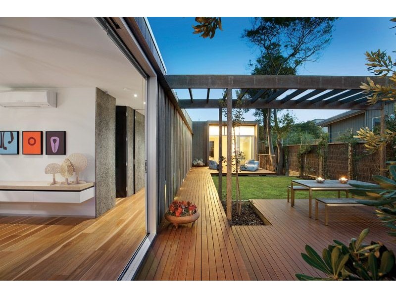 76 Lohr Avenue, Inverloch VIC 3996