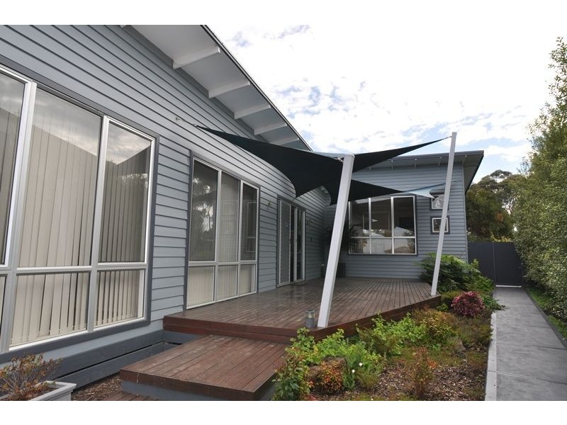 51 Tamara Cres, Inverloch VIC 3996