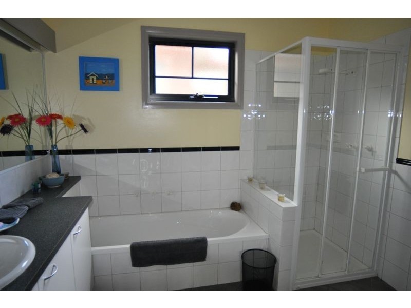 61 Dixon St, Inverloch VIC 3996