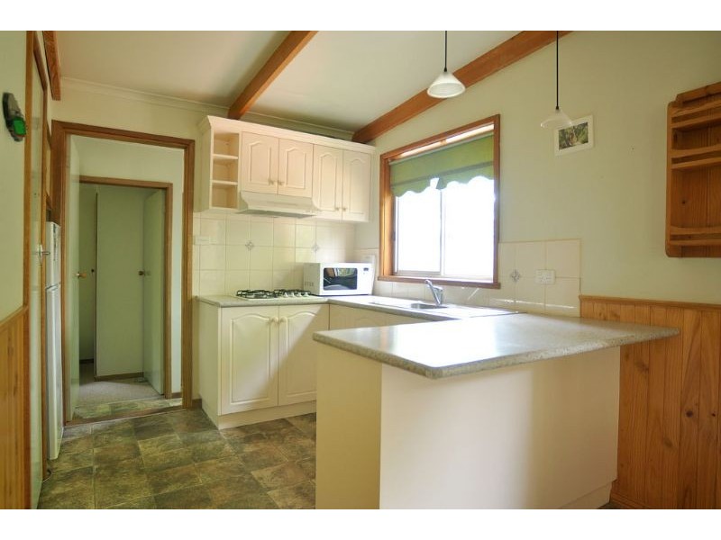 16 Nautilus Road, Inverloch VIC 3996