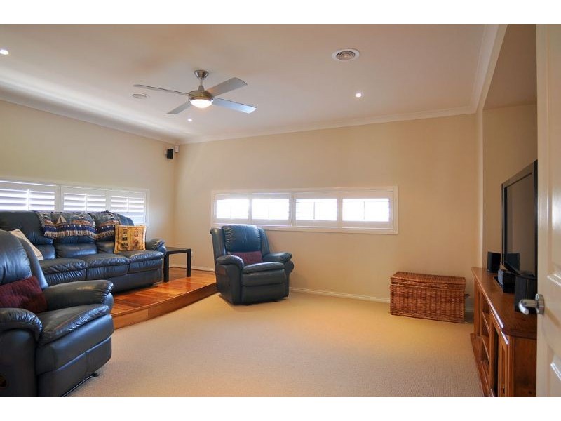 8 Bluewater Place, Inverloch VIC 3996