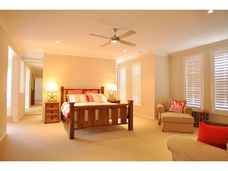 8 Bluewater Place, Inverloch VIC 3996