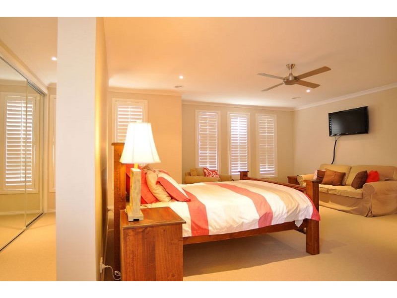 8 Bluewater Place, Inverloch VIC 3996