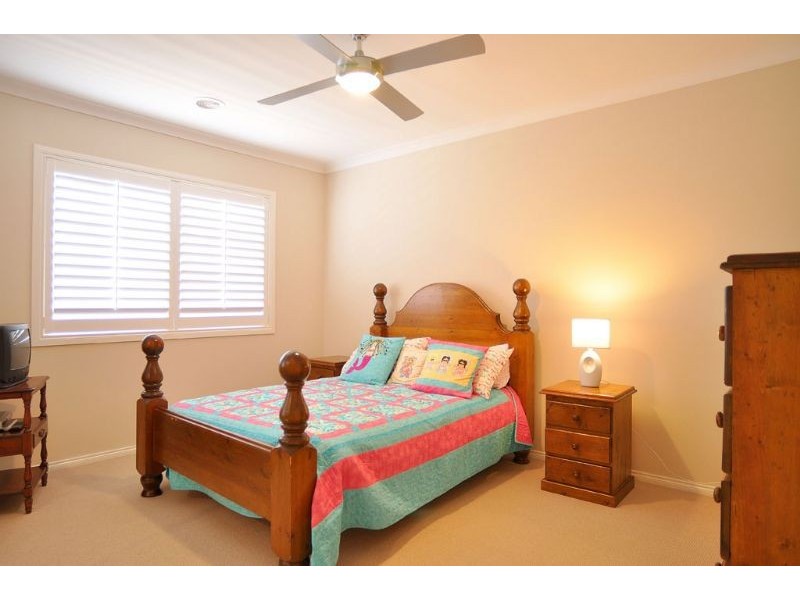 8 Bluewater Place, Inverloch VIC 3996