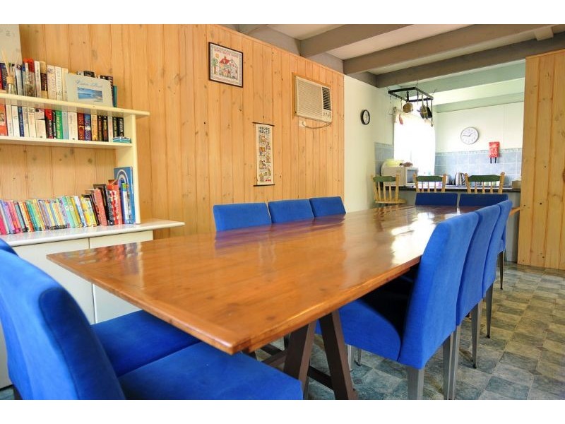 11 Club Ave, Inverloch VIC 3996