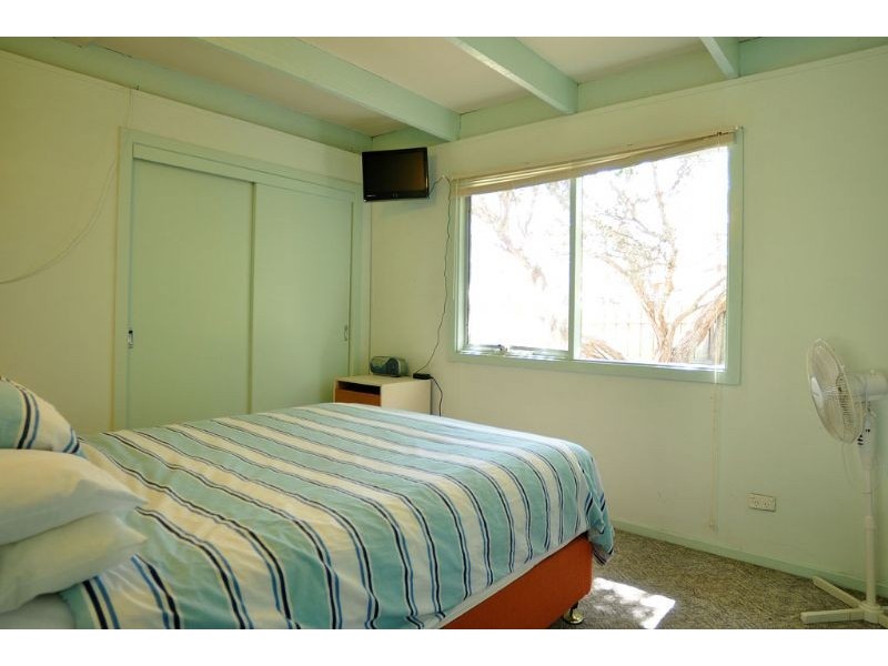 11 Club Ave, Inverloch VIC 3996