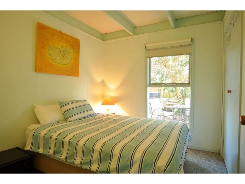 11 Club Ave, Inverloch VIC 3996