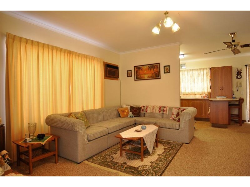 38 Gordon Ave, Inverloch VIC 3996