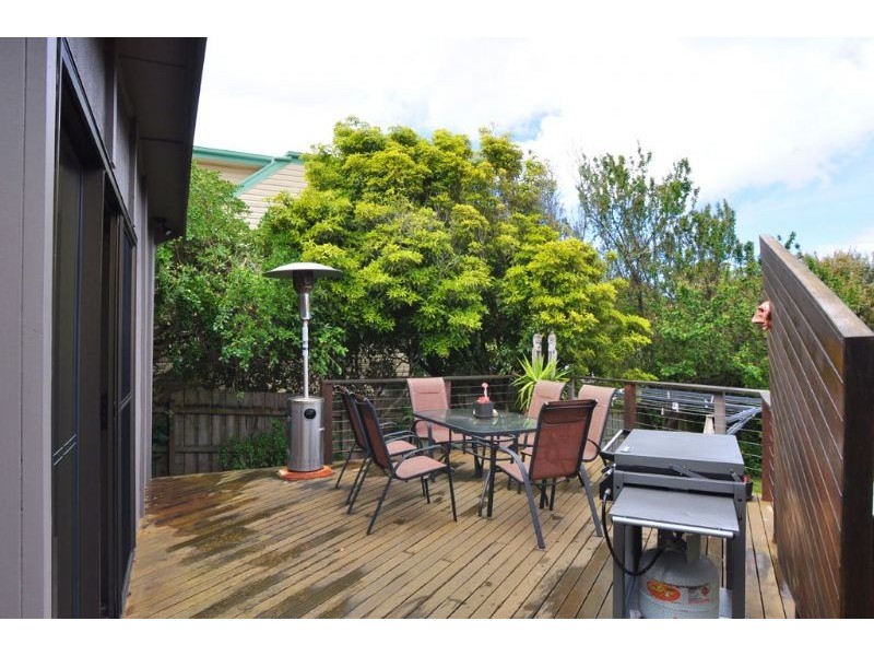 52 Bayview Avenue, Inverloch VIC 3996