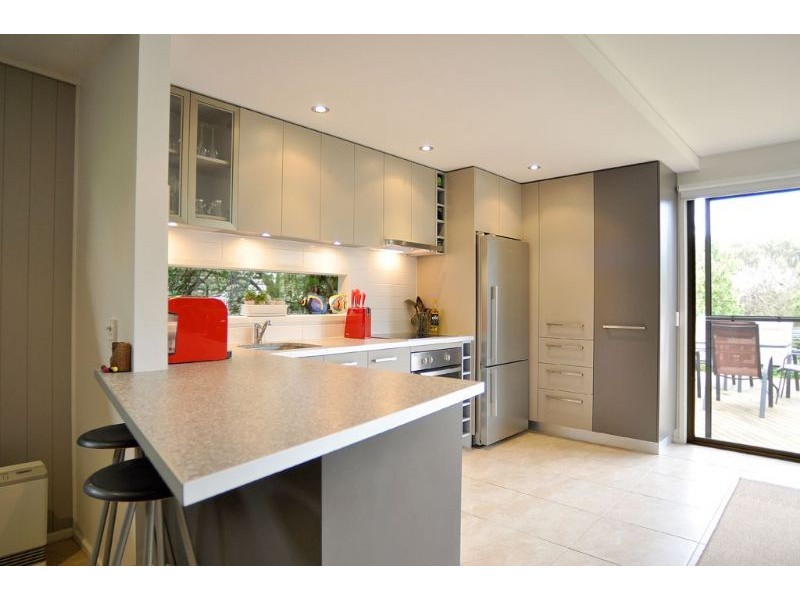 52 Bayview Avenue, Inverloch VIC 3996