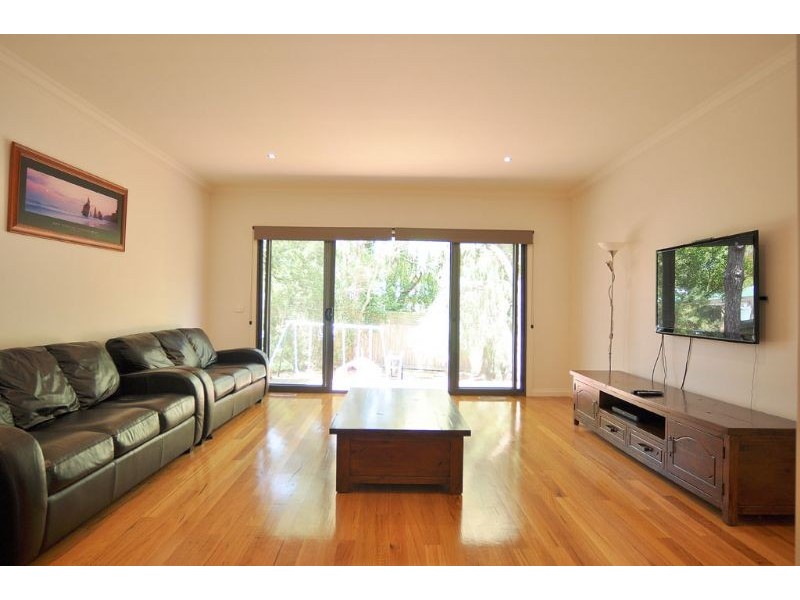 4 Venus St, Inverloch VIC 3996