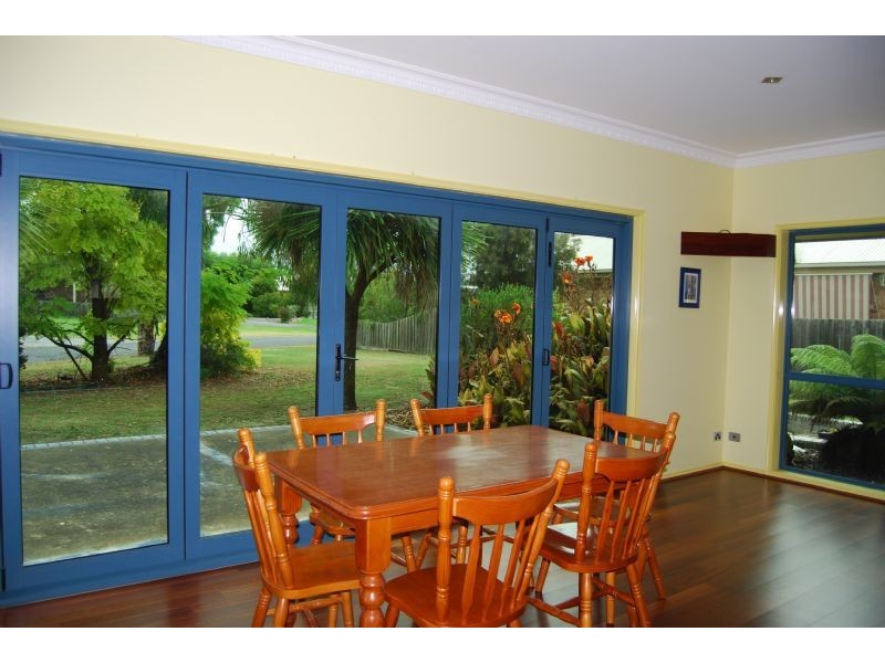 6 Evan Plc, Inverloch VIC 3996