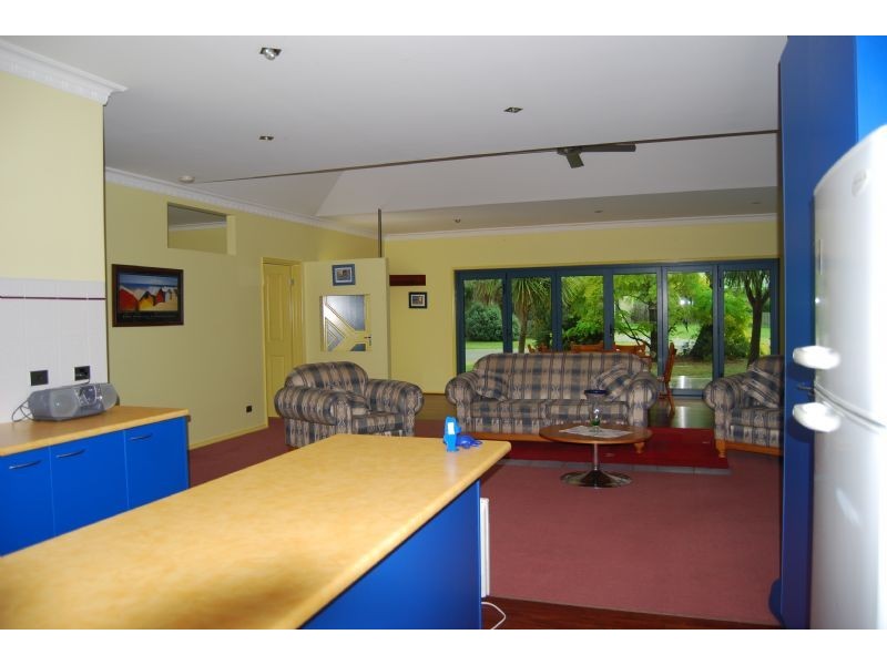 6 Evan Plc, Inverloch VIC 3996