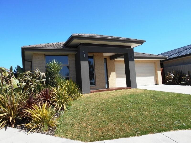 22 Headland Way, Inverloch VIC 3996