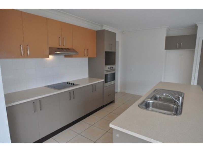 6 Endeavour Plc, Inverloch VIC 3996