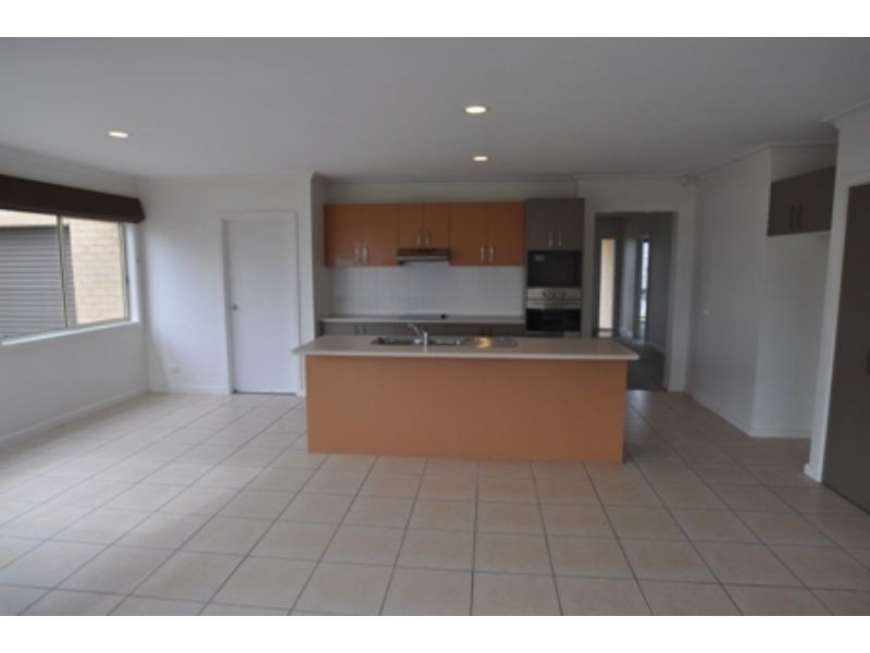 6 Endeavour Plc, Inverloch VIC 3996