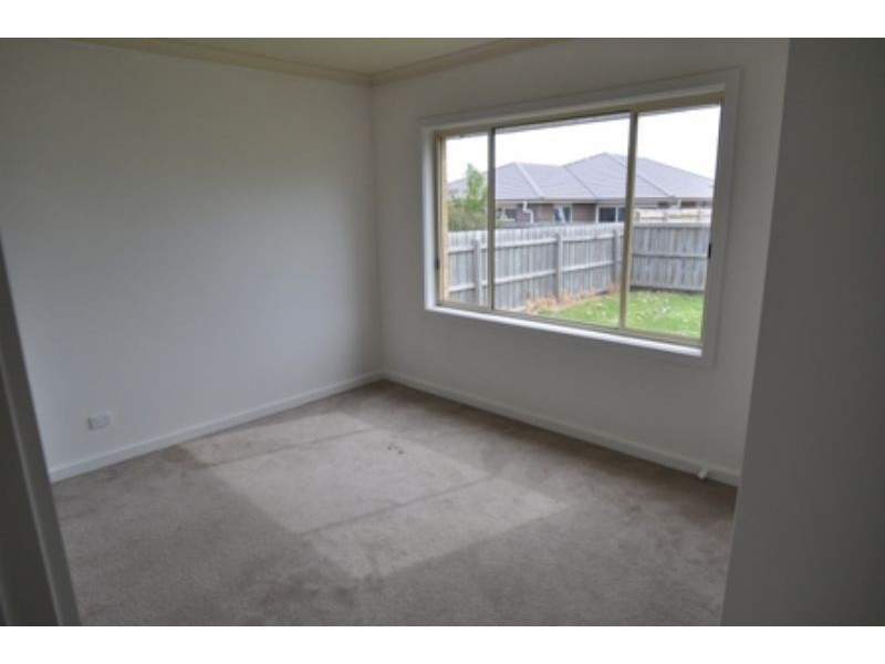 6  Endeavour Plc, Inverloch VIC 3996