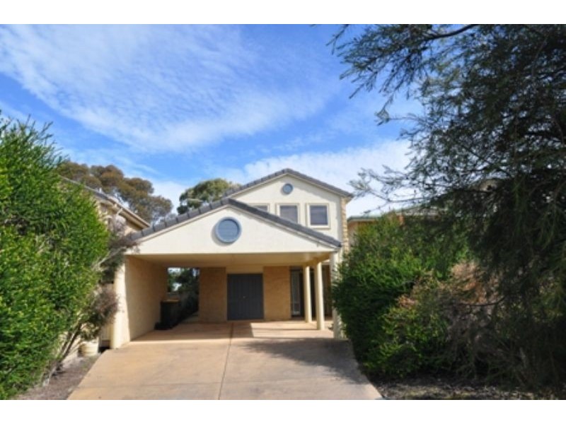 8a High St, Inverloch VIC 3996