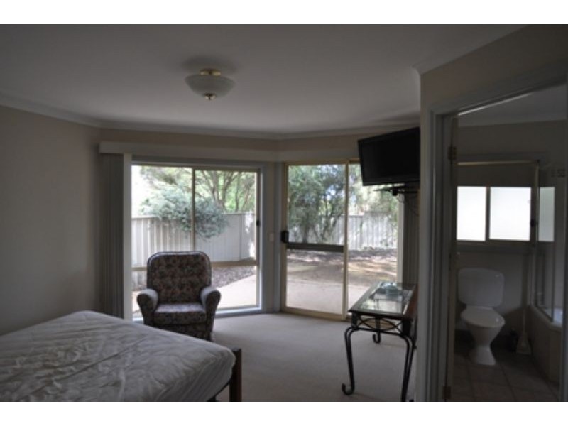 8a High St, Inverloch VIC 3996