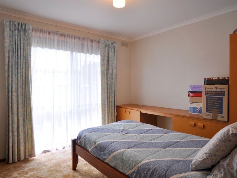 1/6-8 Powlett St, Inverloch VIC 3996