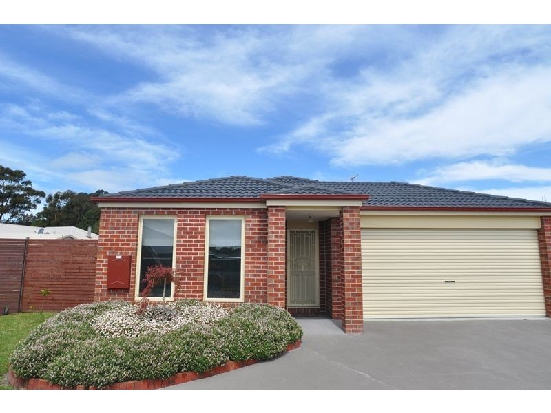 7 The Mews, Inverloch VIC 3996