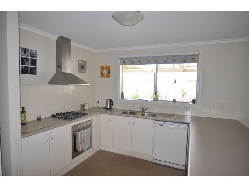 7 The Mews, Inverloch VIC 3996