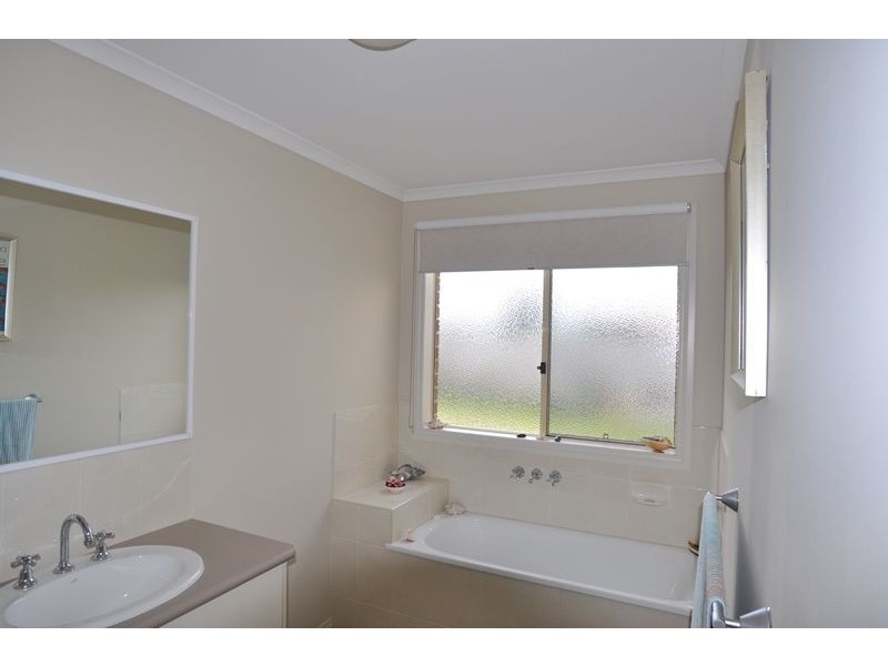 7 The Mews, Inverloch VIC 3996