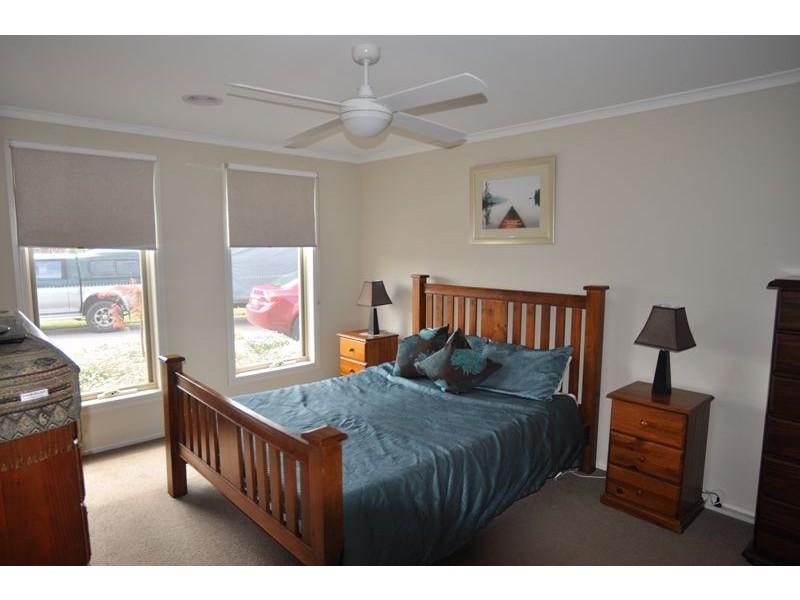 7 The Mews, Inverloch VIC 3996