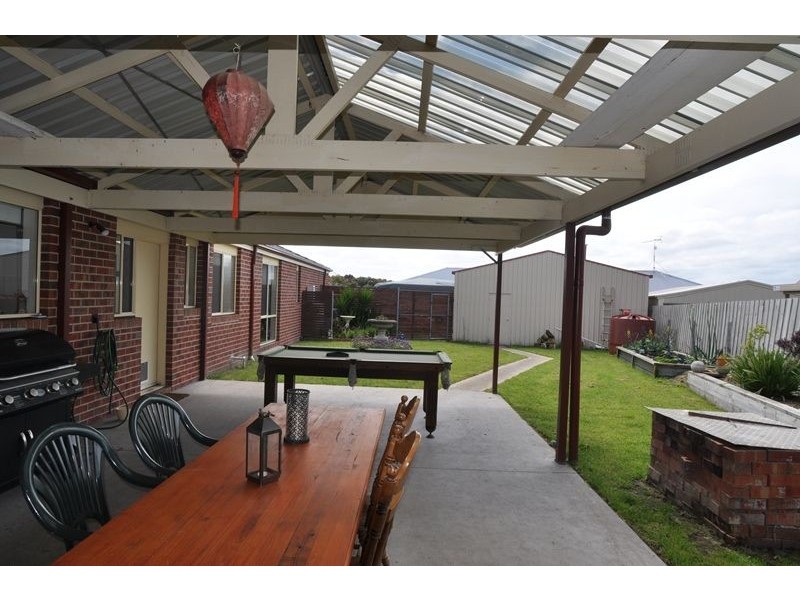 7 The Mews, Inverloch VIC 3996