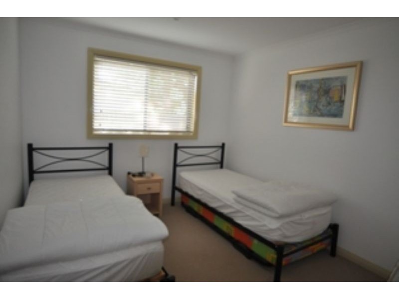 2/20-22 Kathryn Close, Inverloch VIC 3996