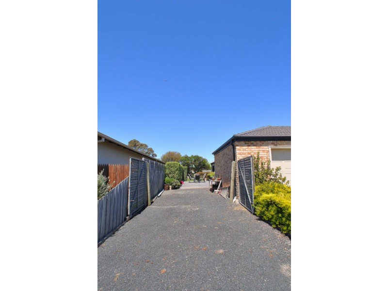 10 Royal Parade, Inverloch VIC 3996