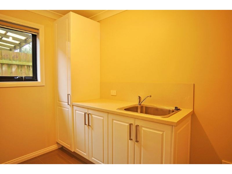 2/6 Russell St, Inverloch VIC 3996