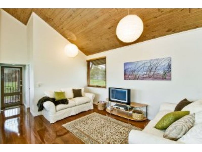 29 Tamara Crescent, Inverloch VIC 3996