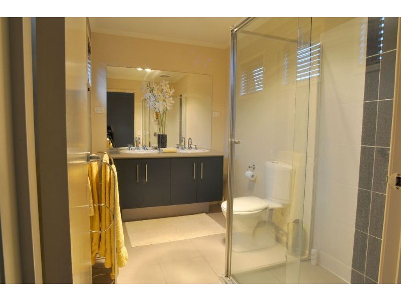 20 Endeavour Place, Inverloch VIC 3996