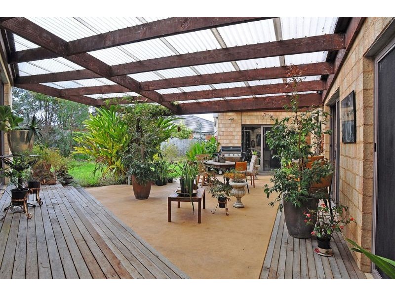 12 Melaleuca Mews, Inverloch VIC 3996