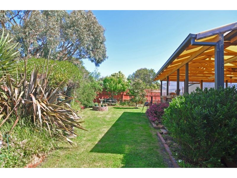 4 Ascot Place, Inverloch VIC 3996