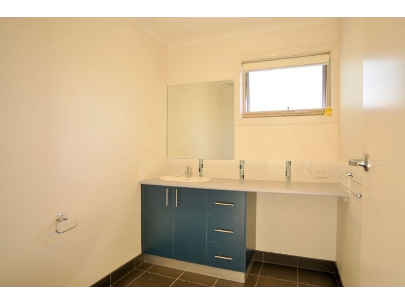 27b Halford Street, Inverloch VIC 3996