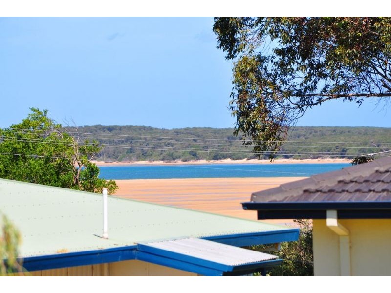 4 Beilby Avenue, Inverloch VIC 3996