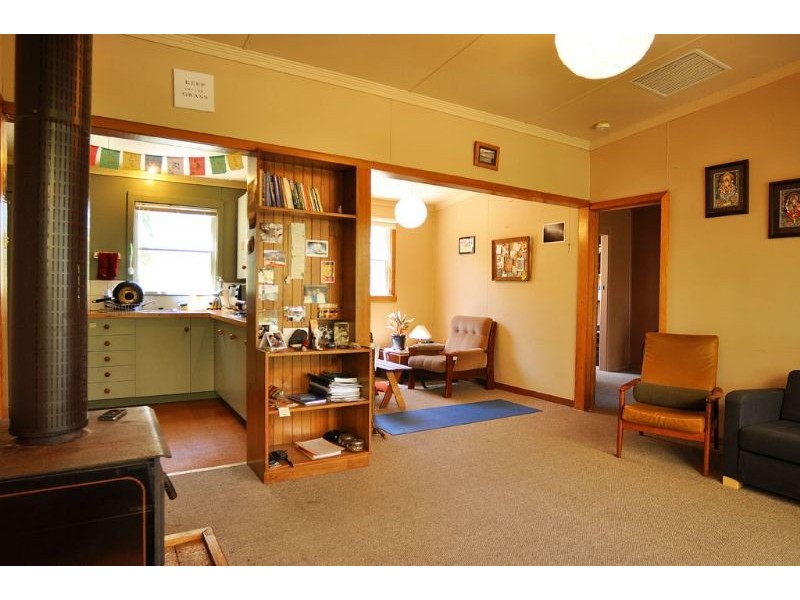 10 Veronica Street, Inverloch VIC 3996