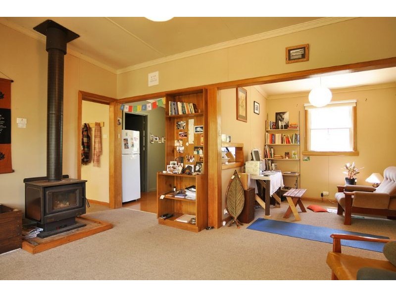 10 Veronica Street, Inverloch VIC 3996