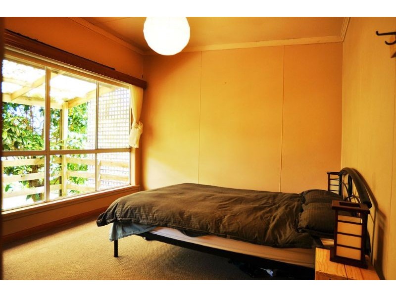 10 Veronica Street, Inverloch VIC 3996