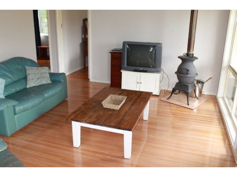 1a Stewart Avenue, Inverloch VIC 3996