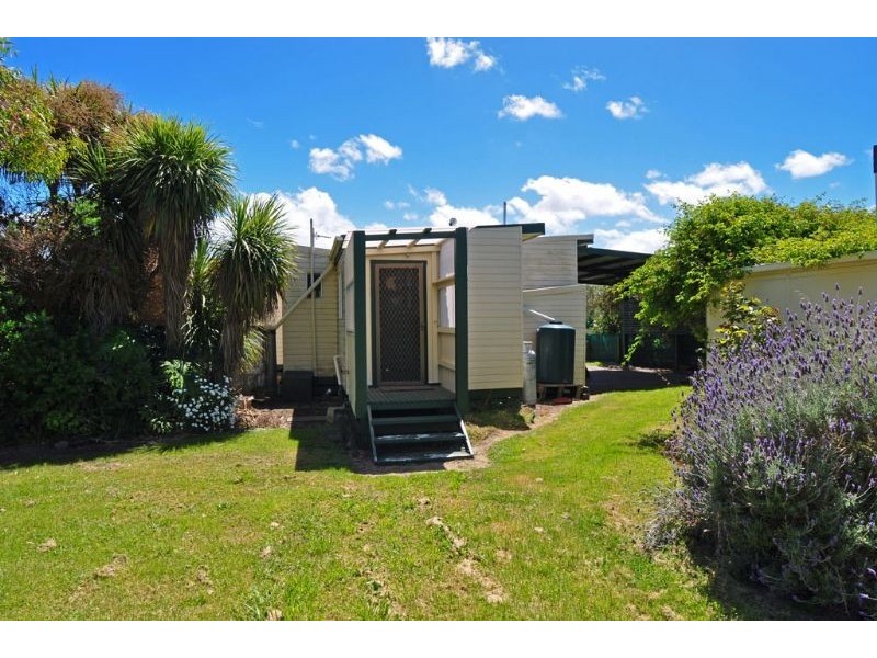 26 Paris Crescent, Venus Bay VIC 3956