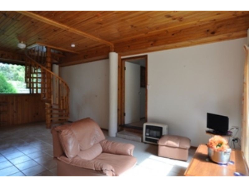 25 Beach Avenue, Inverloch VIC 3996