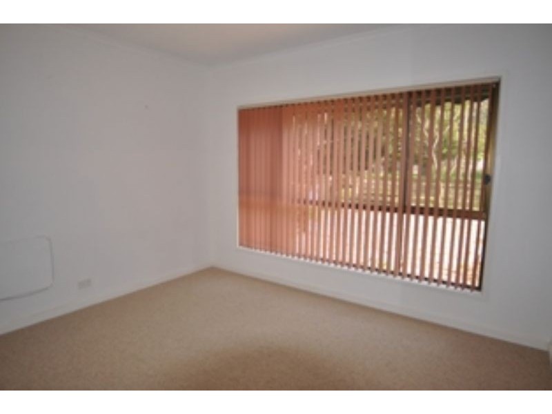 25 Beach Avenue, Inverloch VIC 3996