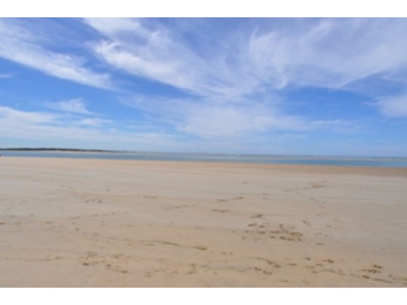 25 Beach Avenue, Inverloch VIC 3996