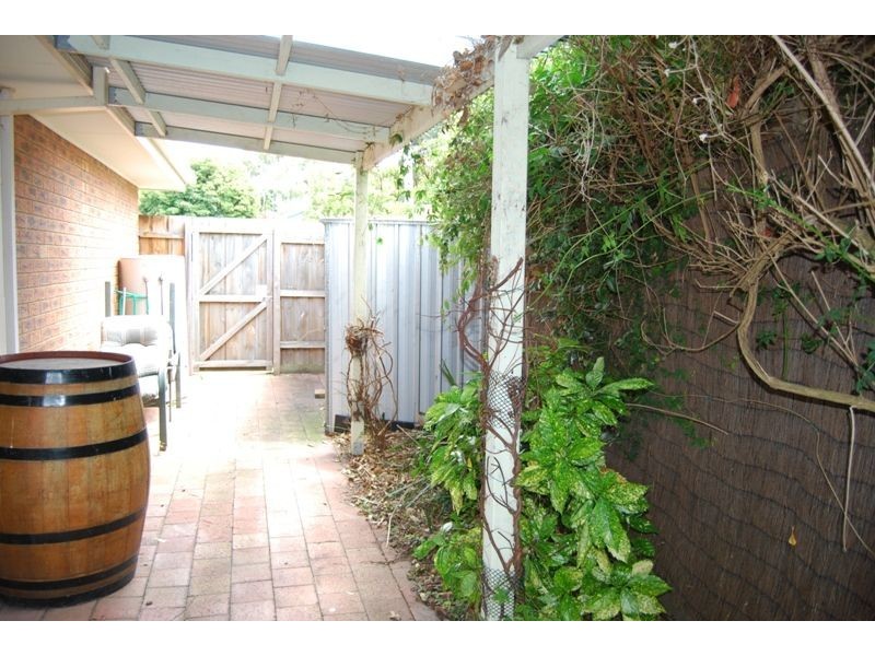 1/12 Nation Court, Inverloch VIC 3996